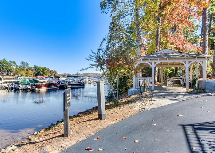 Boat, Golf & Swim: Keowee Key Condo W/ Lake Views