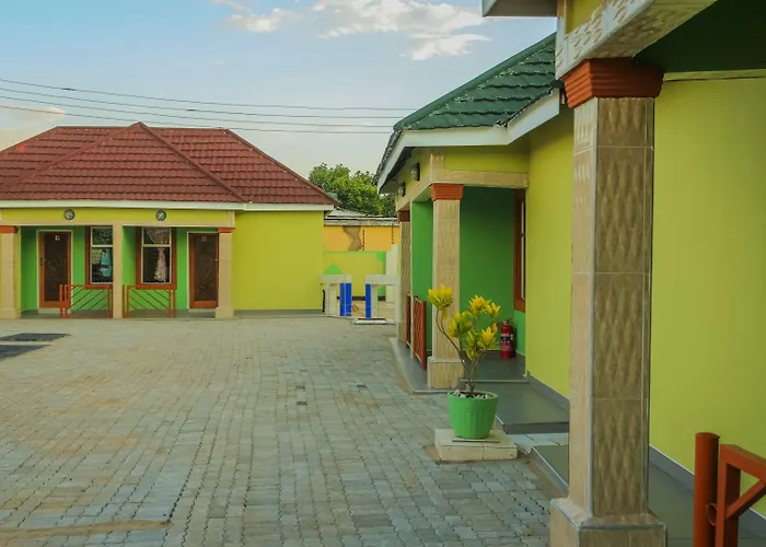 Km Executive Lodge