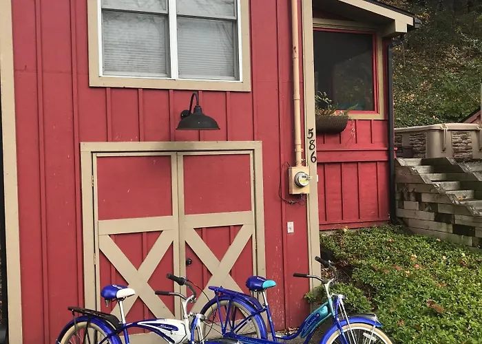 The Oriole Hot Tub Walk Or Bike To Saugatuck