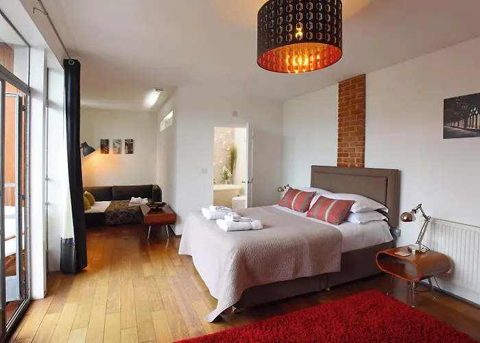 Cedar House At The Old Fire Station