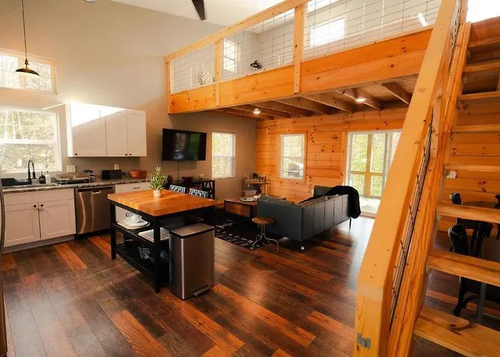 The Treetop A Hocking Hills Villa Treat