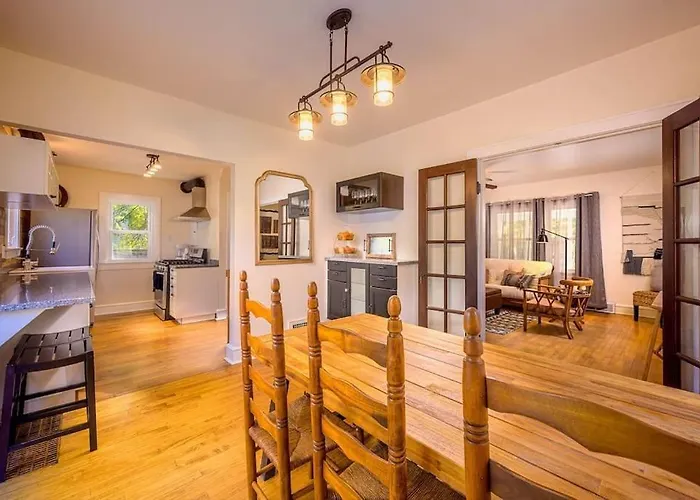 Downtown Lawrence University - Edge Of Campus Perfect For Families