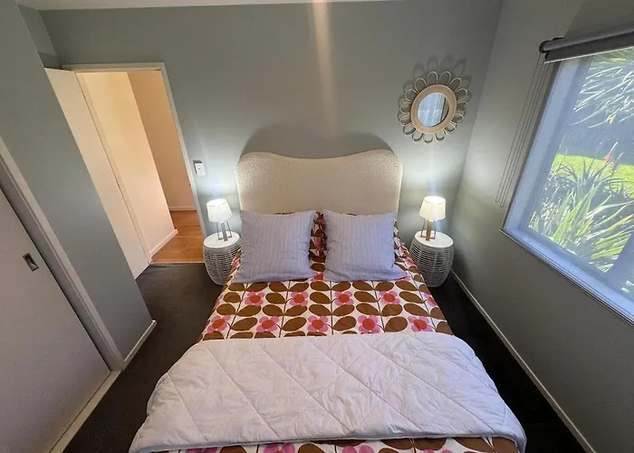 Wheatstone Hideaway