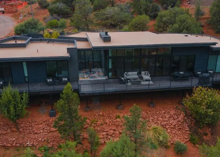 Luxurious Modern Masterpiece In Uptown Sedona