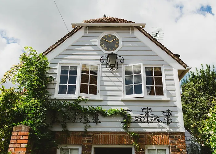 The Clock House Villa Chichester