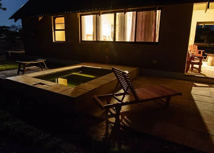 Callies Game Lodge Safaris