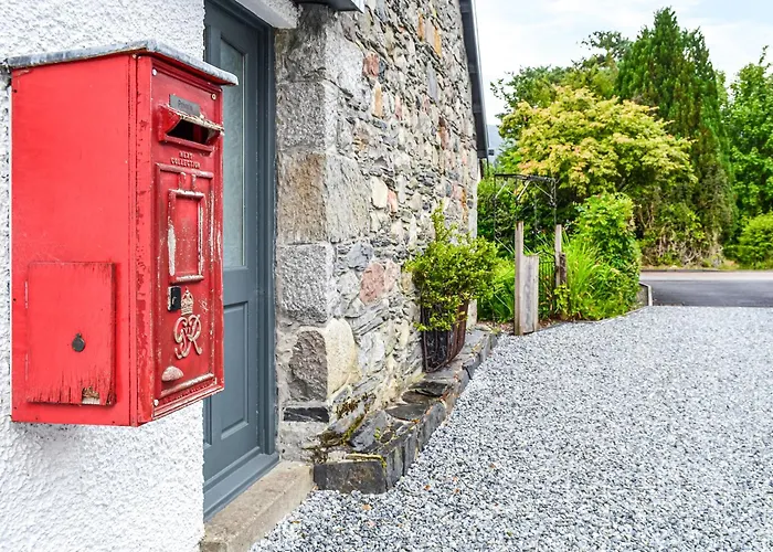 Oakwood Cottage