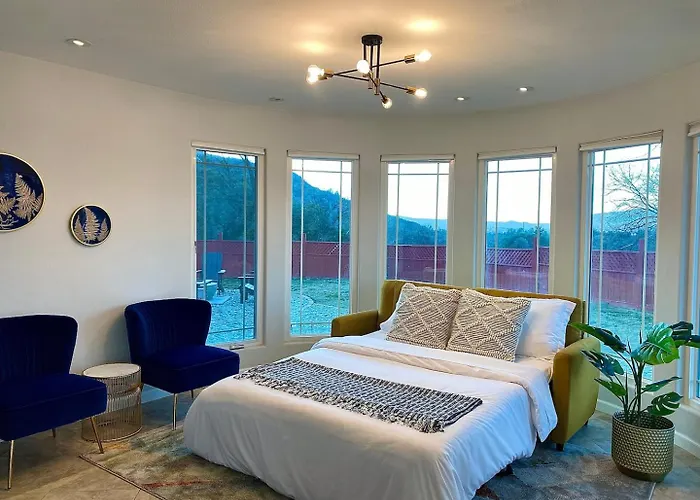 Mountain Escape, Yosemite South Gate House With Hot Tub, Views & Game Room, Near Town