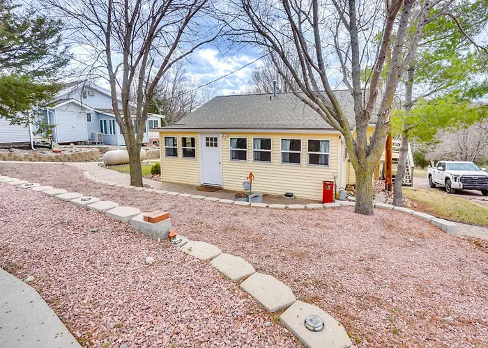 Waterfront Crofton Cabin - Boat Dock & Fire Pit!