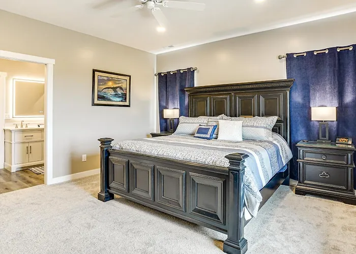 2 Mi To Lewis And Clark Lake: Spacious Getaway