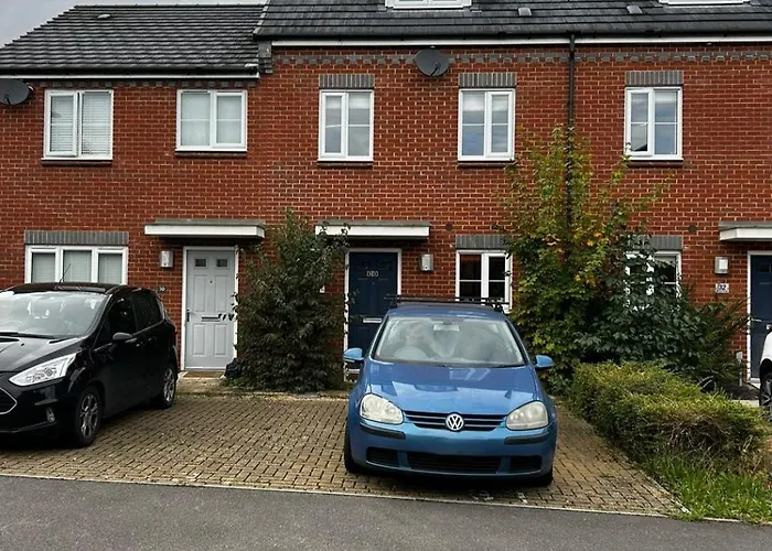 Andover Charming Three Bedroom House