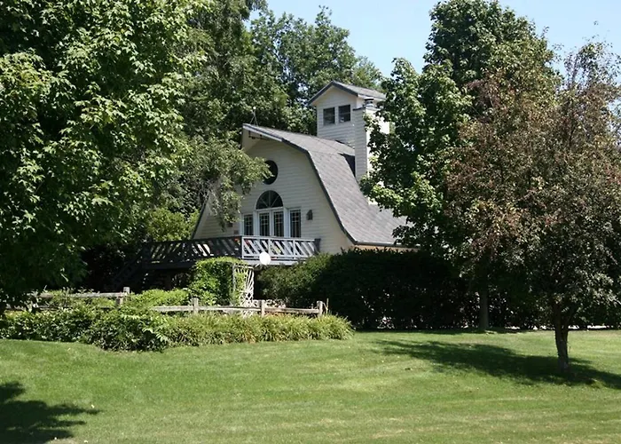 Gorgeous Family-Friendly Vacation Rental Near South Bend, Indiana
