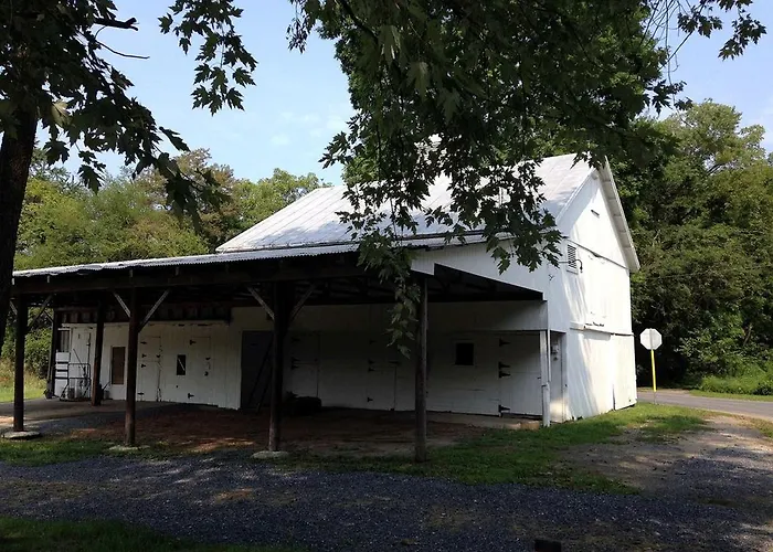 Historic Cottage With Country Charm Next To Creek In Carlisle, Pennsylvania