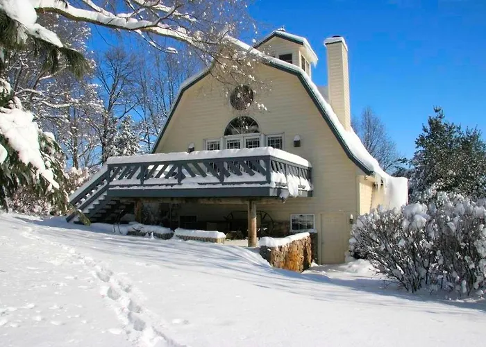 Gorgeous Family-Friendly Vacation Rental Near South Bend, Indiana