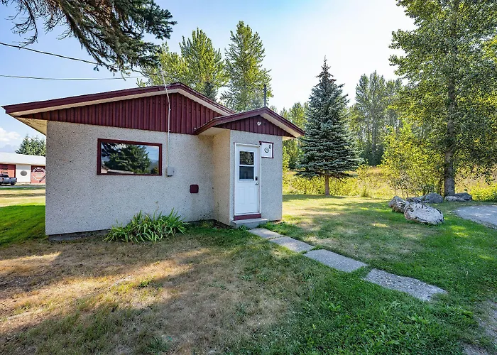 Downie Cottage By Revelstoke Vacations