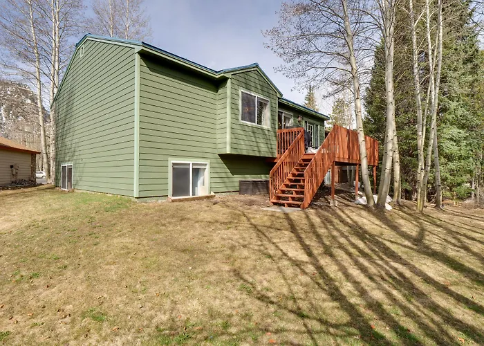 8 Mi To Copper Mtn: Dtwn Frisco Retreat W/ Deck!