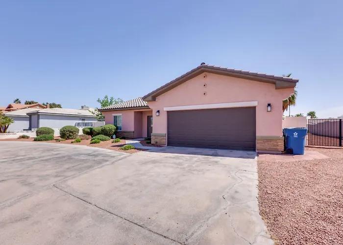 Updated Las Vegas House: Patio & Solar Heated Pool