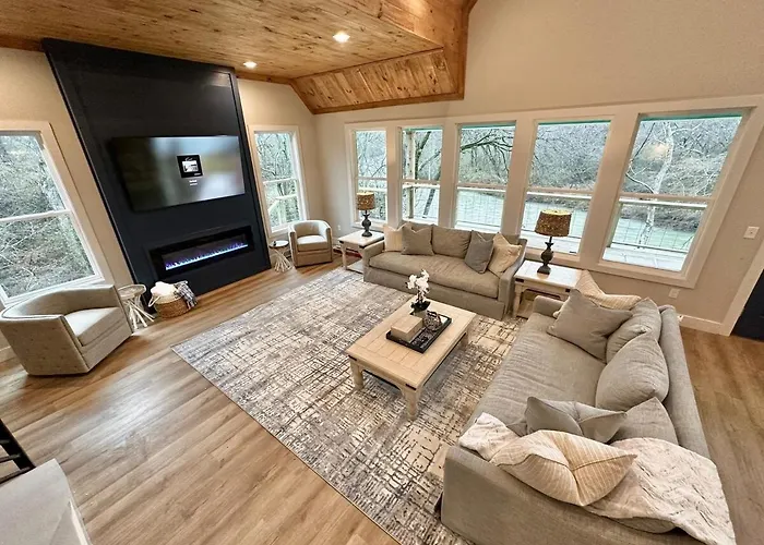 Caddo Cabana! Waterfront On The Caddo River