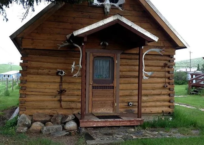 Charming Log Cabin With Mountain Views Near Trails In Pony, Montana