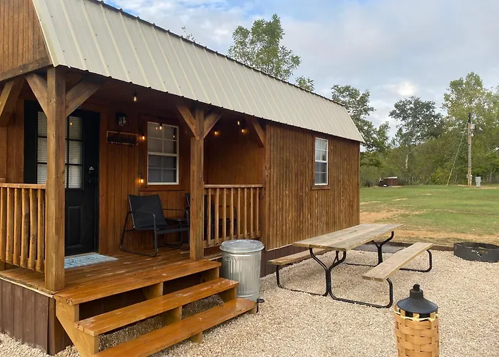 Cozy Little Cabin