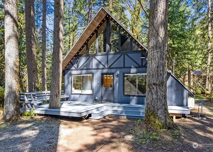 Luxury A-Frame With New Hot Tub, Cozy Fireplace & Backyard Firepit