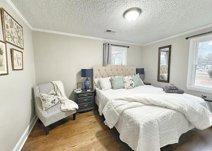 Stylish 2Br In Decatur - Big Deck - Pets Ok - Fire Pit