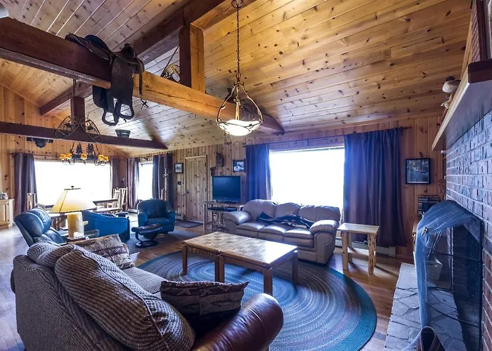 Scenic Cabin With Wildlife Views Near Madison River, Ennis, Montana