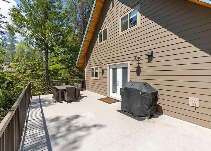 True North Chalet By Fernie Central Reservations