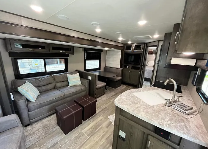 2Br Home & 1Br Rv Combo
