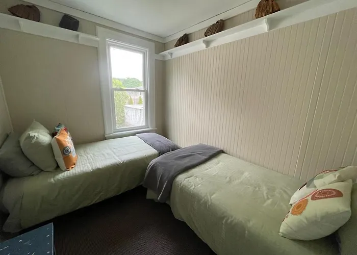 Eastside Abode - Local Living 2026 Monthly Rentals Only Contact For Rate