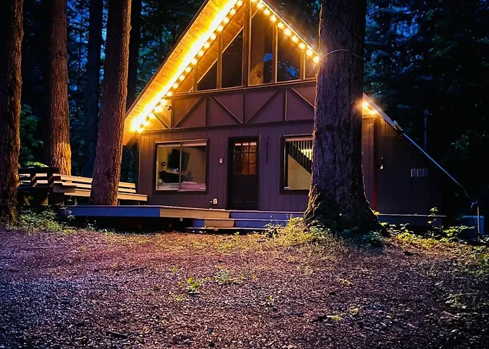 Luxury A-Frame With New Hot Tub, Cozy Fireplace & Backyard Firepit