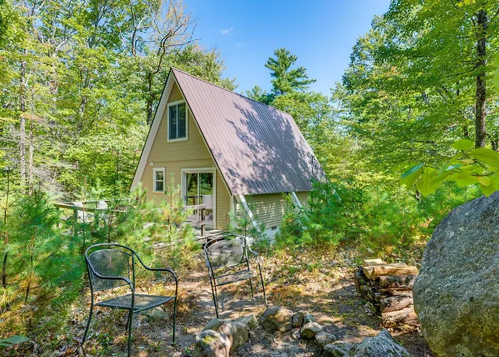 7 Mi To Ski Slopes! Cozy Madison Cabin W/ Fire Pit