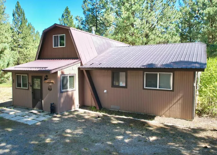 Ponderosa - 5-Acre Retreat With Serene Views By Lake Cascade