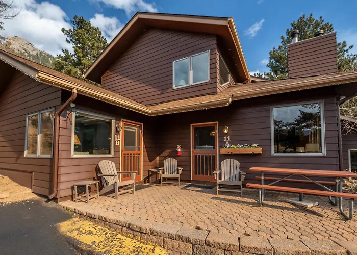 Mcgregor Mountain Lodge