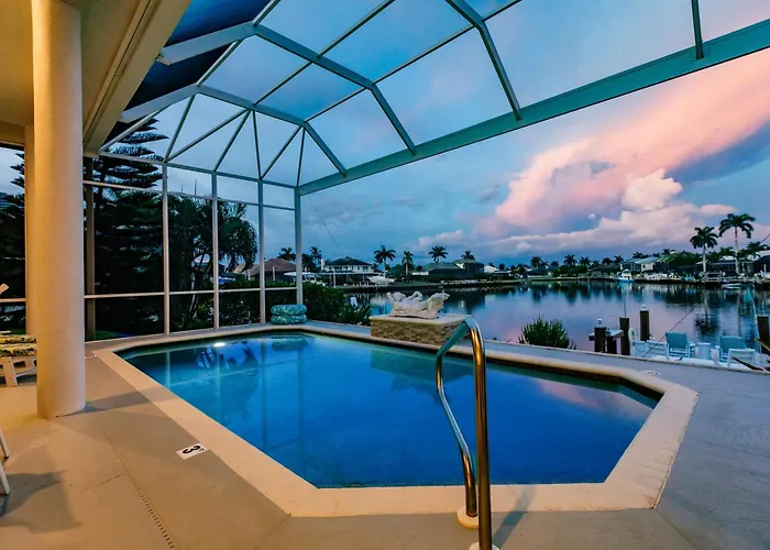 Casa Vista - Luxury Waterfront Villa With Heated Pool, Kayaks, Fishing, Bikes