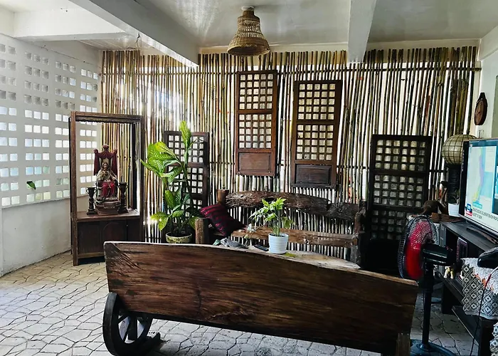 Anton & Isabel Charming Home In Bangued