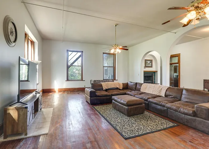 Renovated Schoolhouse W/ Piano & Private Deck!