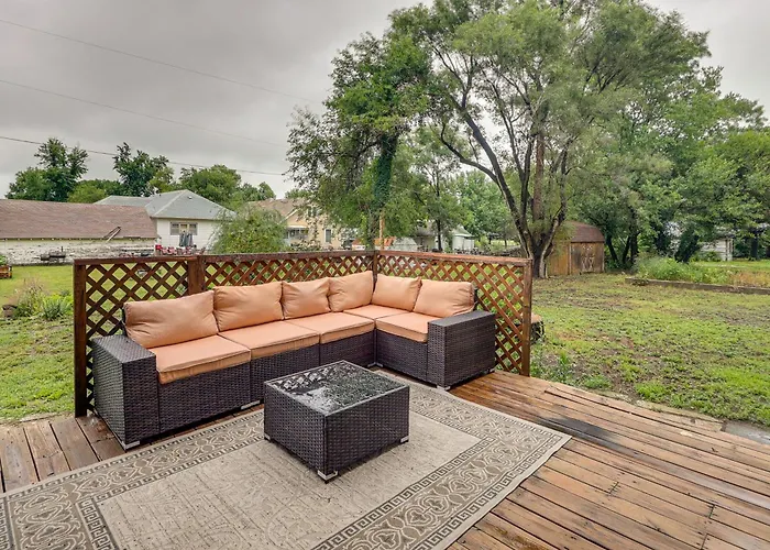 Renovated Schoolhouse W/ Piano & Private Deck!