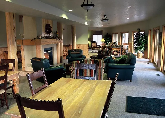 Beautiful Lodge And Private 600 Acre Canyon Paradise