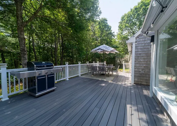 Falmouth Beach House: Bbq Bikes Family Fun & More