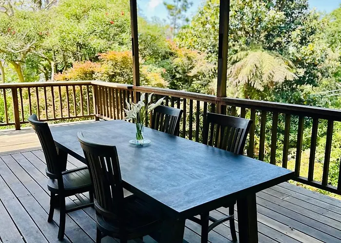 The Sculptors Cottage - Tamborine Mountain