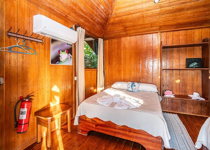 Sunset Lodge