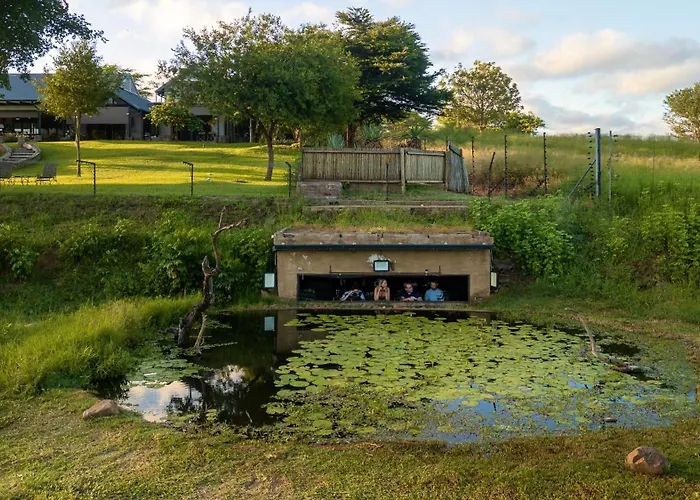 Kambaku River Lodge