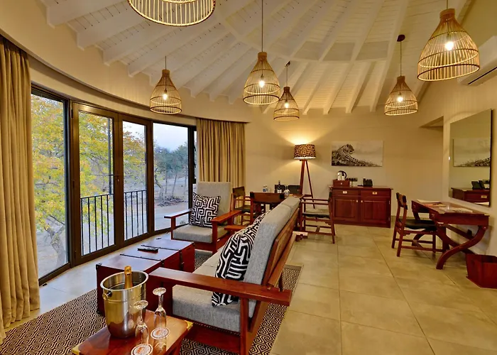 Hwange Safari Lodge