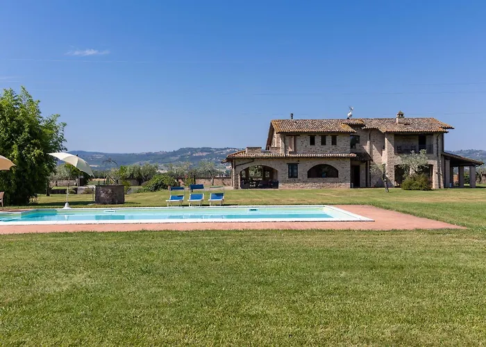 Villa Assisi By Posarellivillas