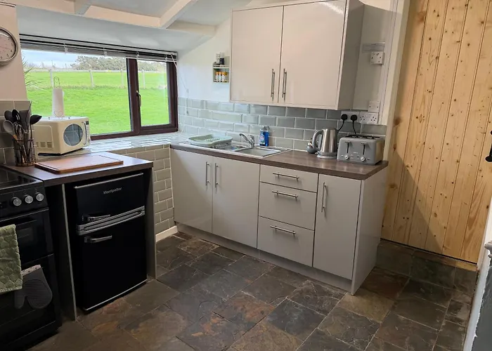 Byre Cottages & Log Cabin