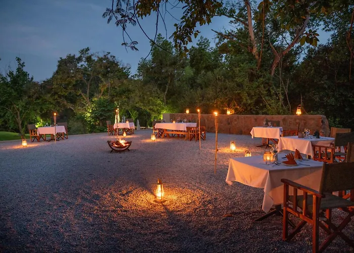 Bushbaby Valley Lodge