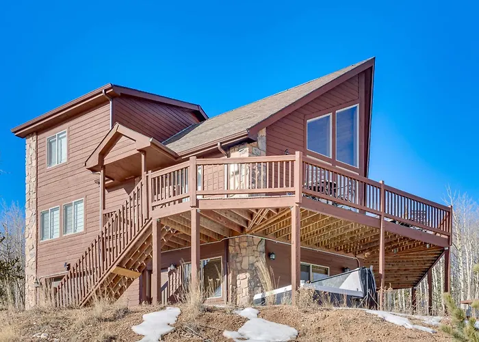 Hot Tub & Mtn Views: Cripple Creek Retreat