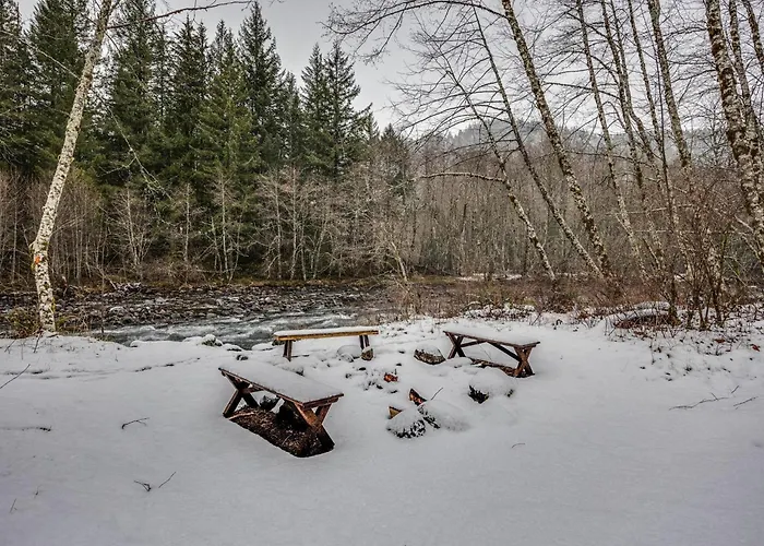 River Dance Retreat - Meredith Lodging