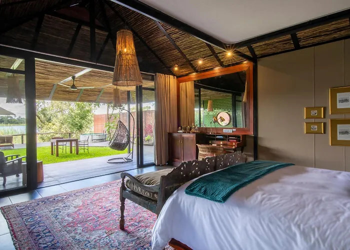 Mukwa River Lodge